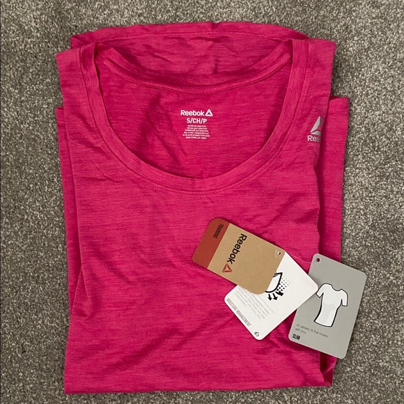 Reebok Tops - NWT Reebok Top